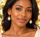 2-tone prehnite earring