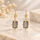 Labradorite (prong setting) earring